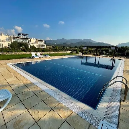 Garden With Directly Entry To The Bay -block N Ap 01 - Tatlisu - North Cyprus Apartment Agios Nikolaos (Famagusta)