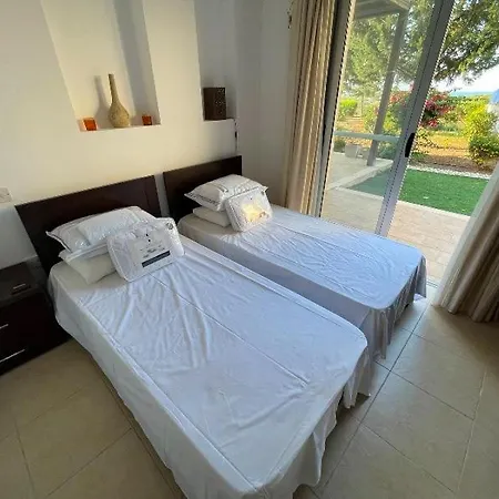 Garden With Directly Entry To The Bay -block N Ap 01 - Tatlisu - North Cyprus Apartamento Küçükerenköy