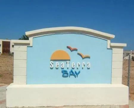 Garden With Directly Entry To The Bay -block N Ap 01 - Tatlisu - North Cyprus Appartement